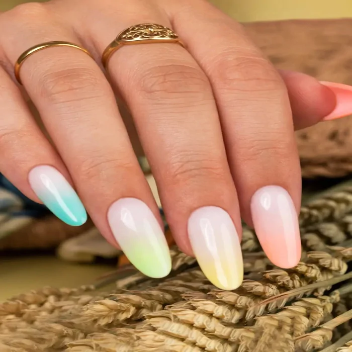 Baby Boomer ongle couleur : Le guide complet de la manucure babycolor 2025
